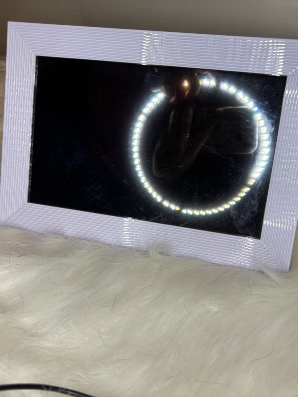 Frameo Digital Photo Frame - Picture 4 of 4